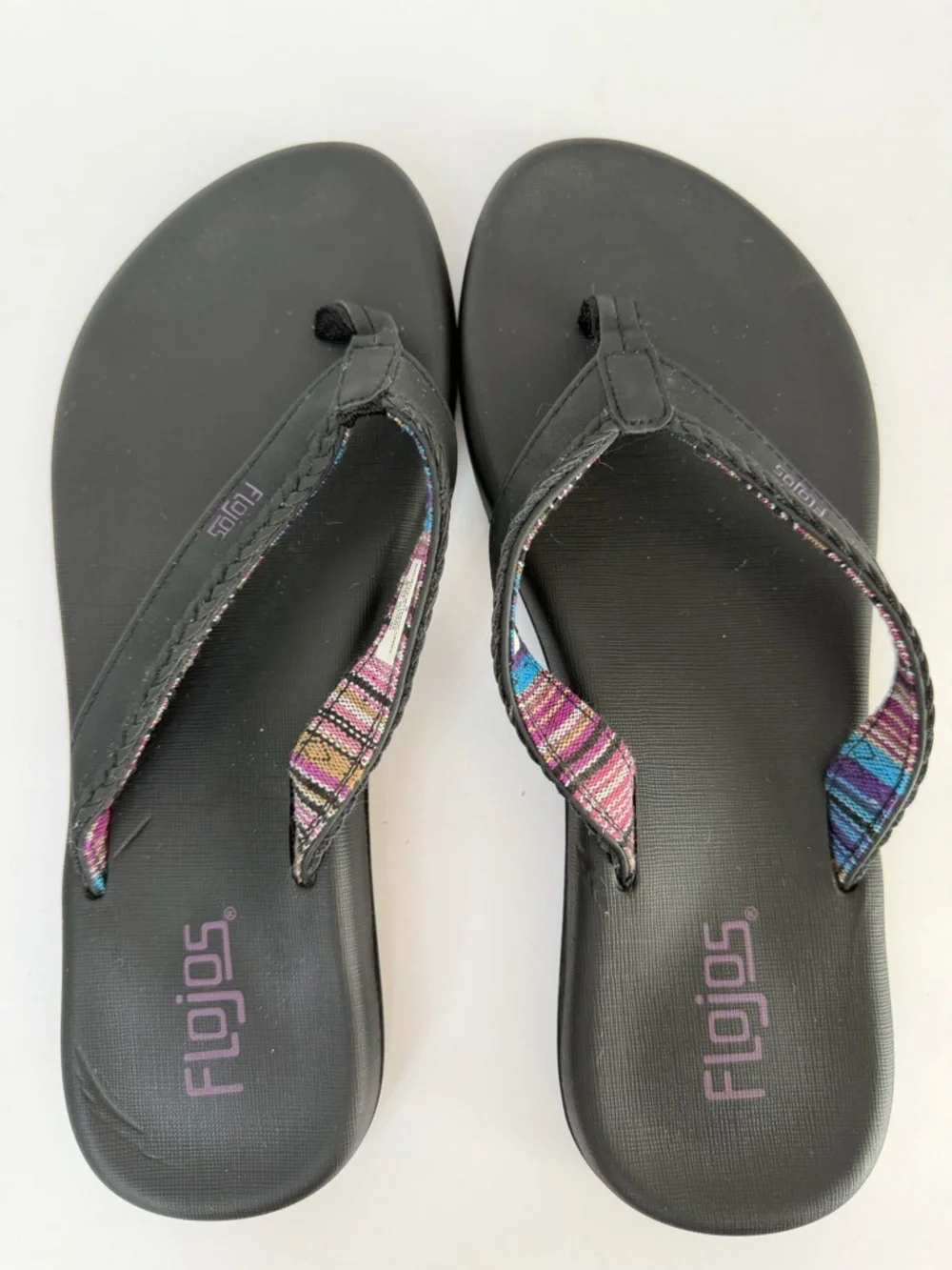 Flojos Comfort Flip Flops Black Size 9 Cushioned Beach Sandals NWT